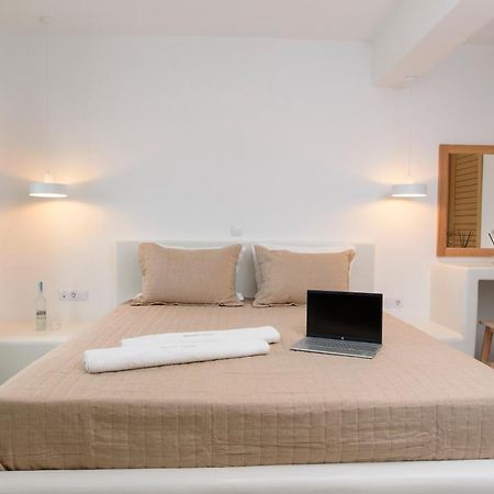 אמורגוס Theasis Suites מראה חיצוני תמונה