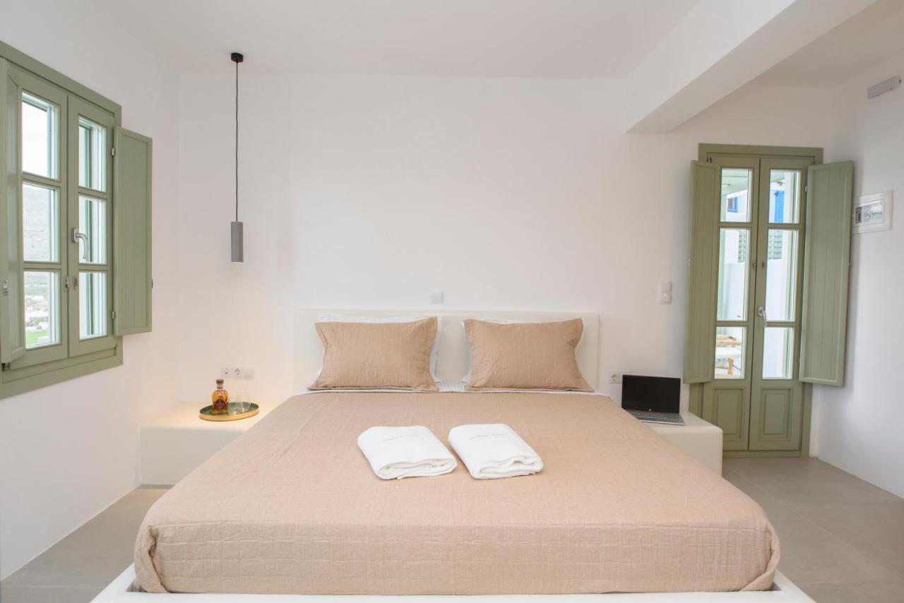 אמורגוס Theasis Suites מראה חיצוני תמונה