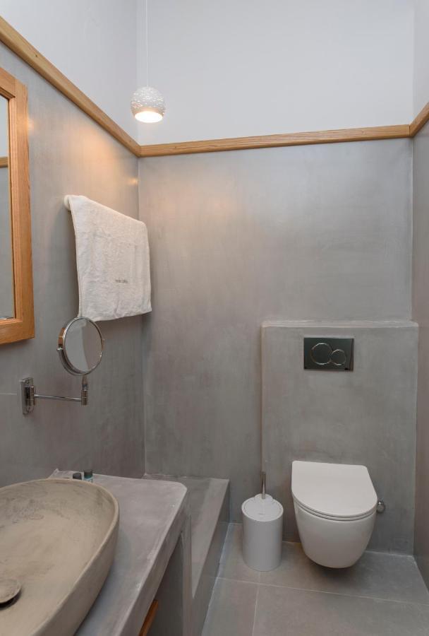 אמורגוס Theasis Suites מראה חיצוני תמונה