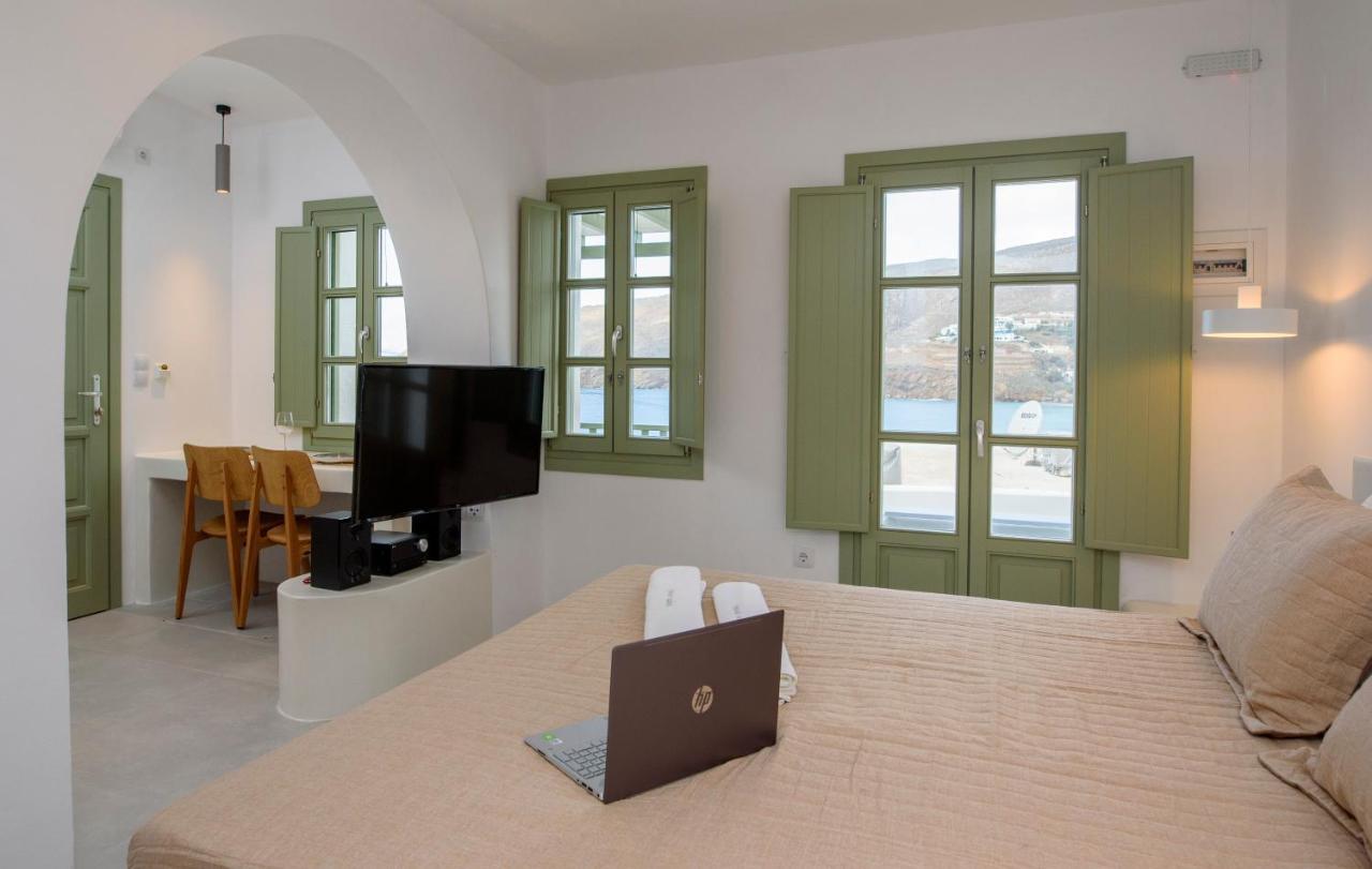 אמורגוס Theasis Suites מראה חיצוני תמונה