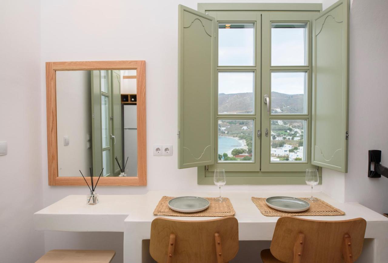אמורגוס Theasis Suites מראה חיצוני תמונה