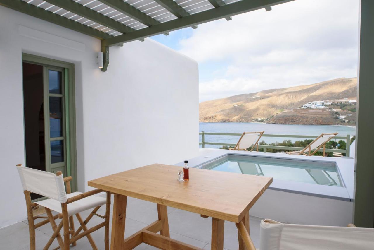 אמורגוס Theasis Suites מראה חיצוני תמונה