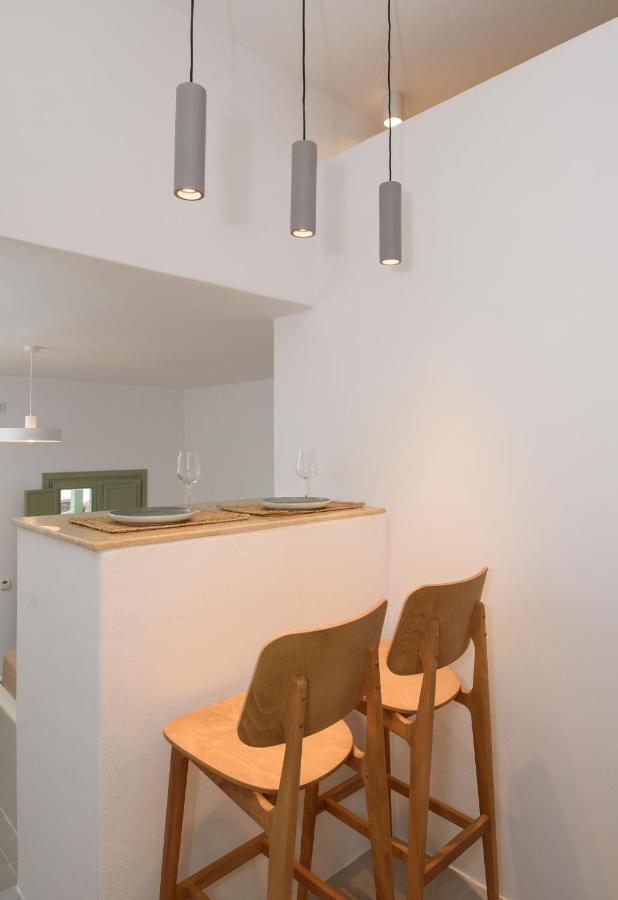 אמורגוס Theasis Suites מראה חיצוני תמונה
