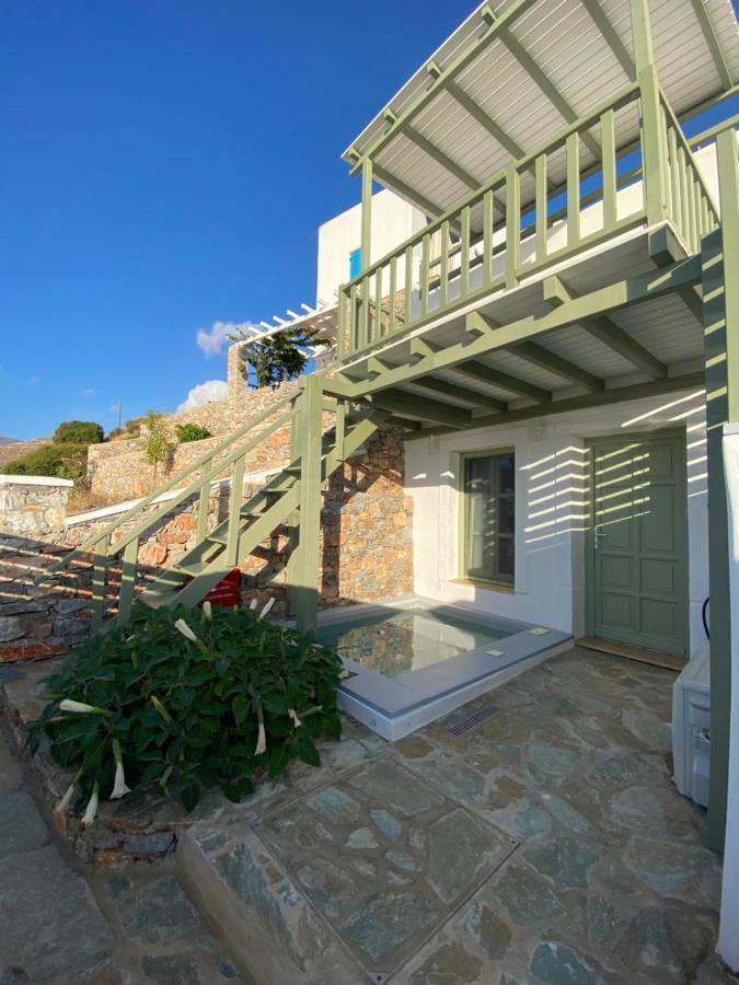 אמורגוס Theasis Suites מראה חיצוני תמונה